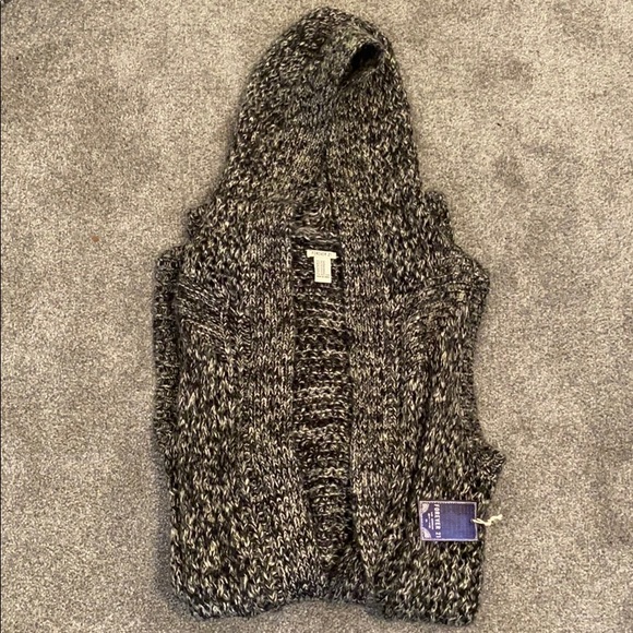 FOREVER 21 SLEEVELESS CARDIGAN W/ TIE NEW W/ TAGS! - Picture 2 of 4